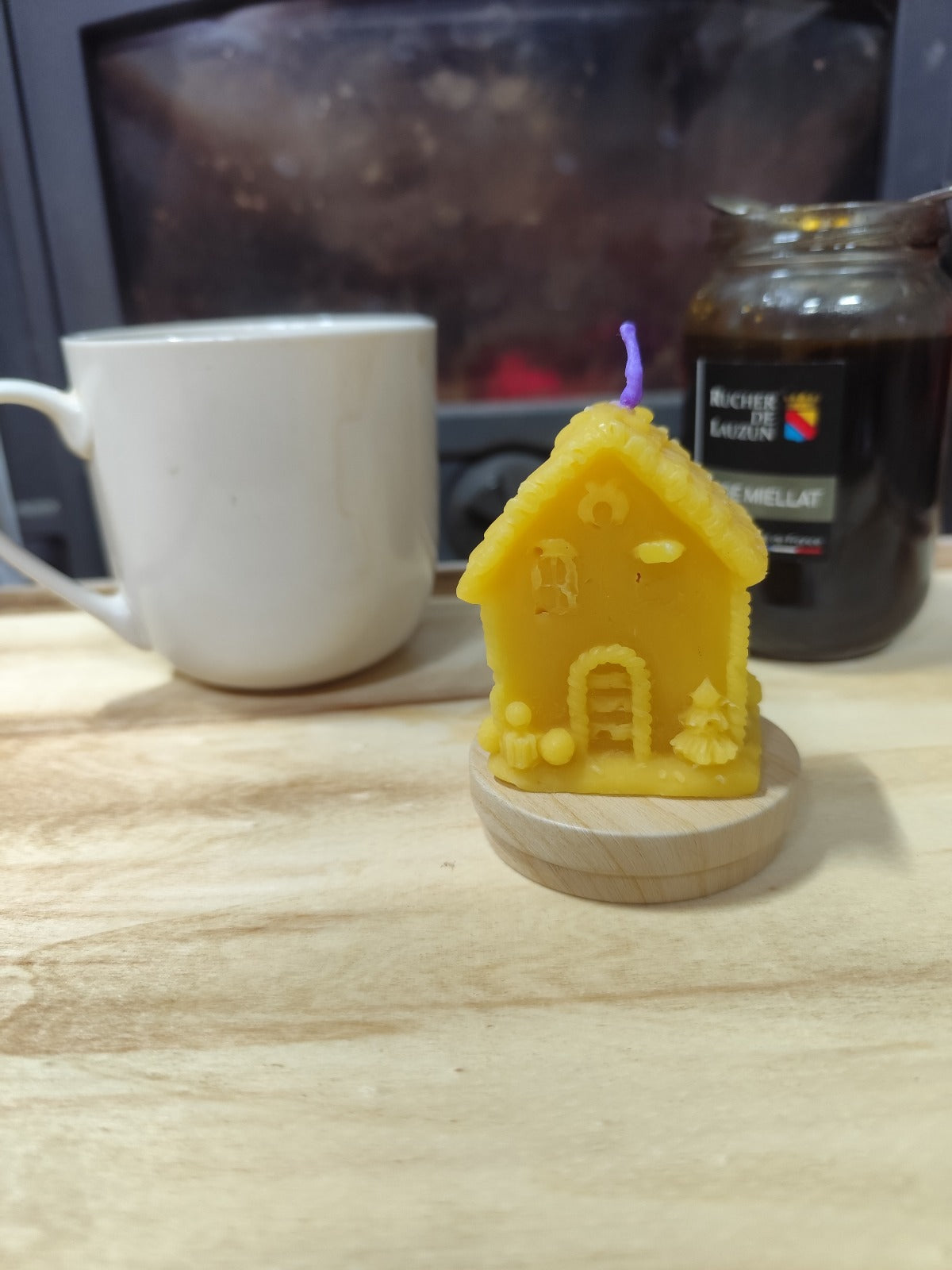 Bougie "maison" en cire d'abeille