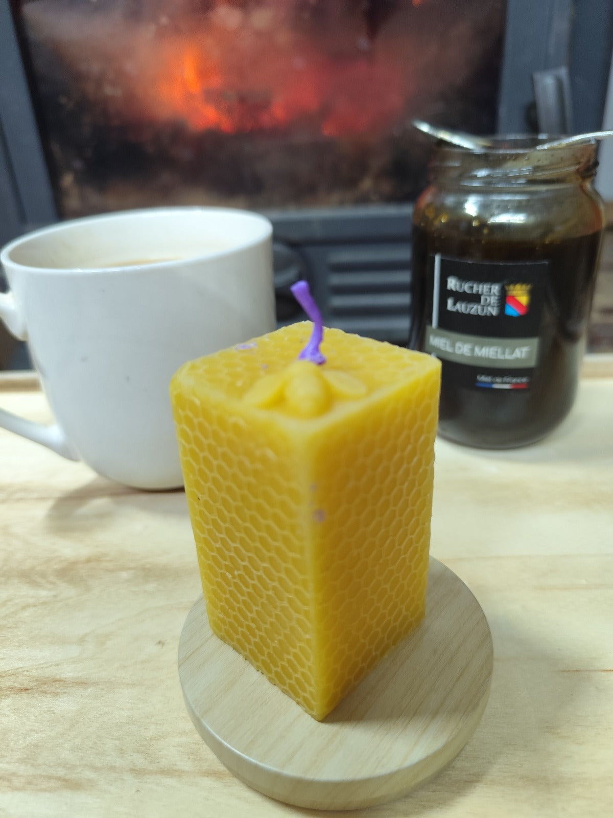 Bougie carré en cire d'abeille