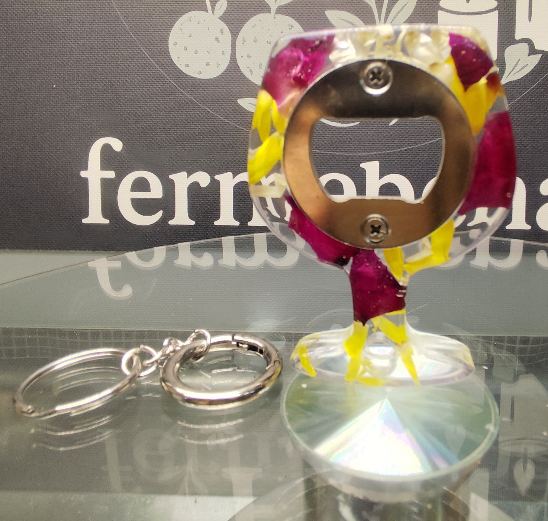 Décapsuleur en résine n°2