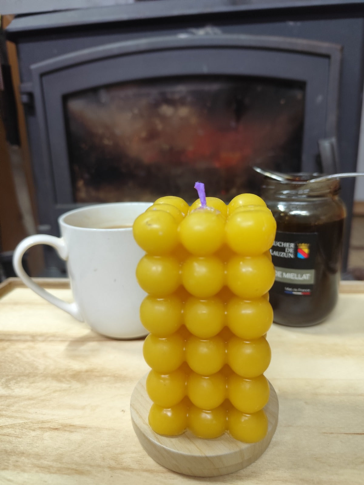 Bougie "grandes-bulles" en cire d'abeille