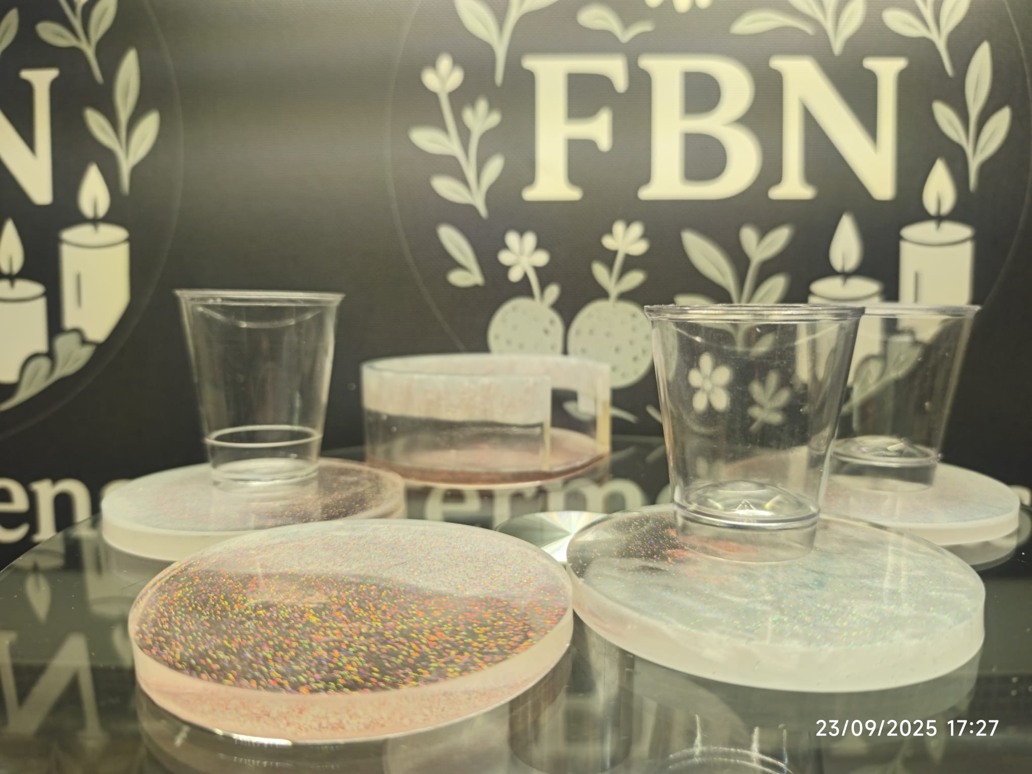 Création artisanale Repose verre avec support rangement 8