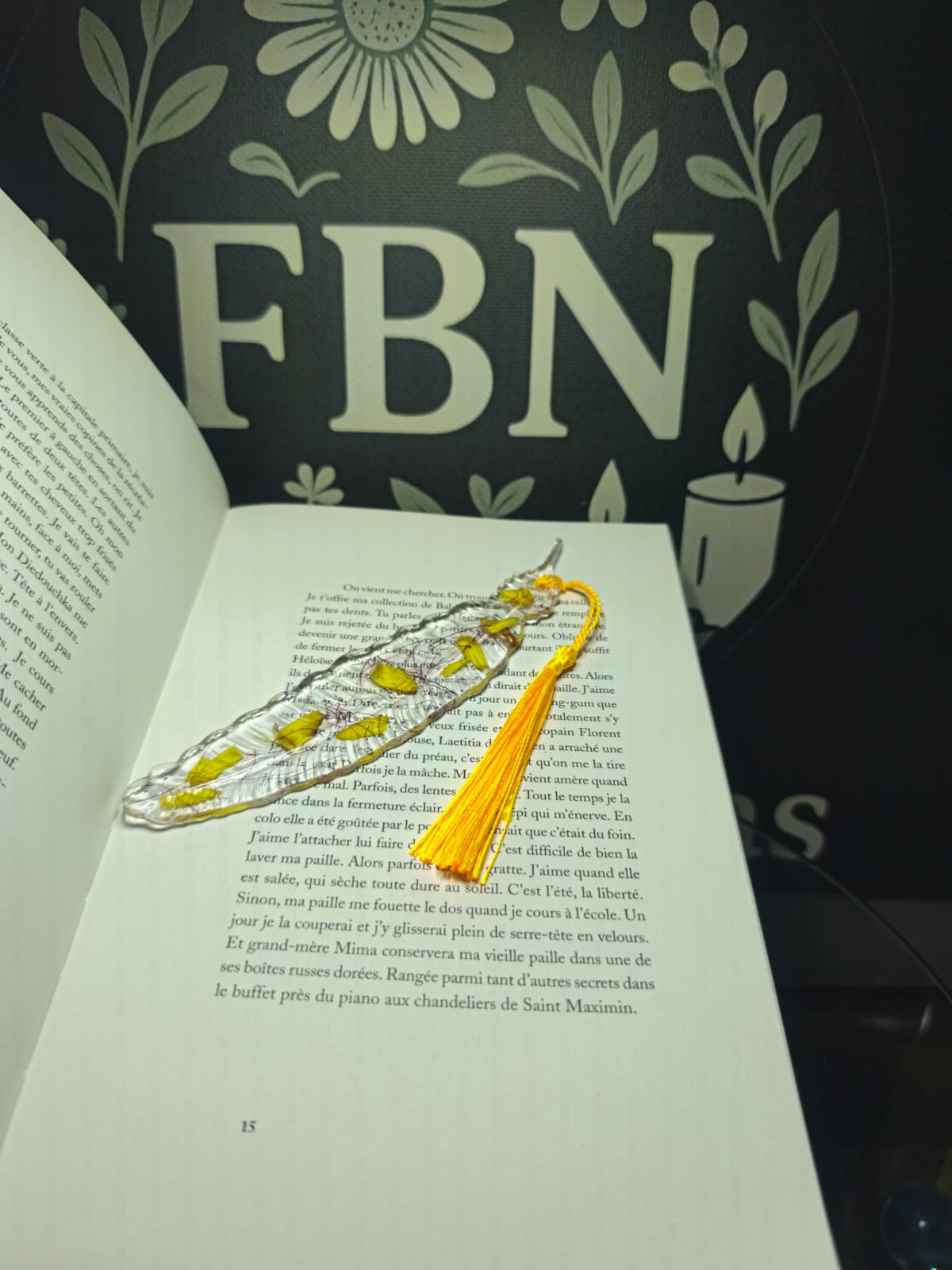 Marque pages artisanale en résine 22