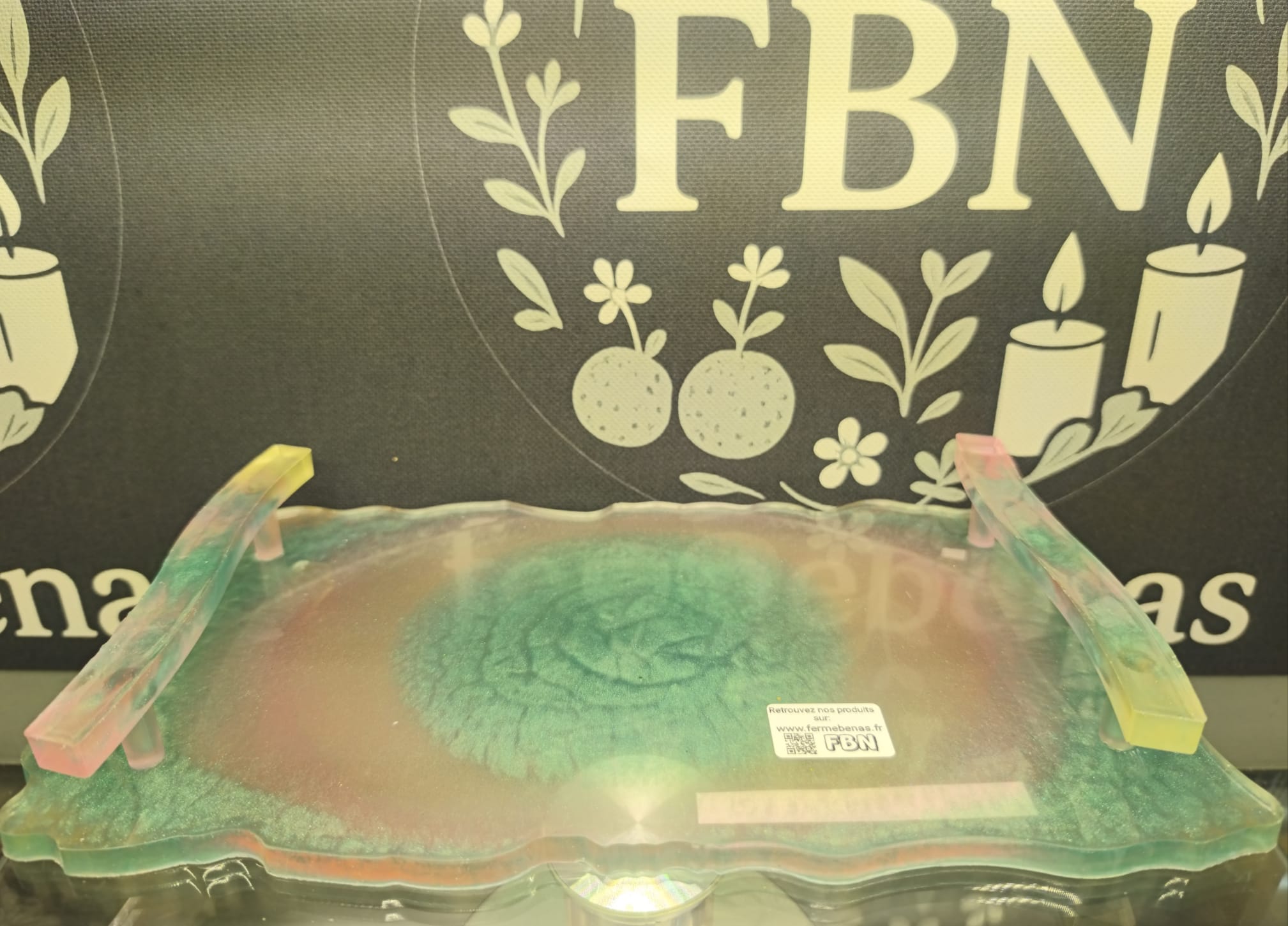 Création artisanale - Plateau en résine avec poignées 2