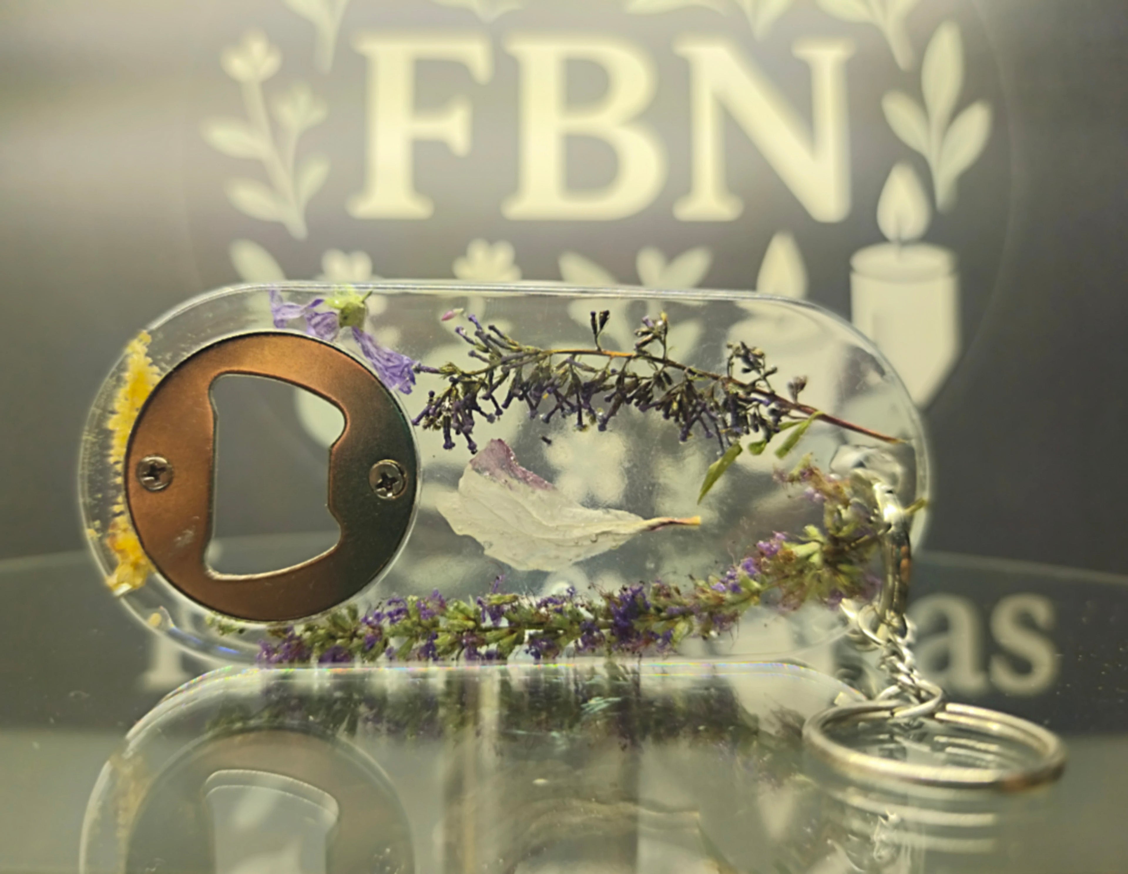 Décapsuleur en résine n°17