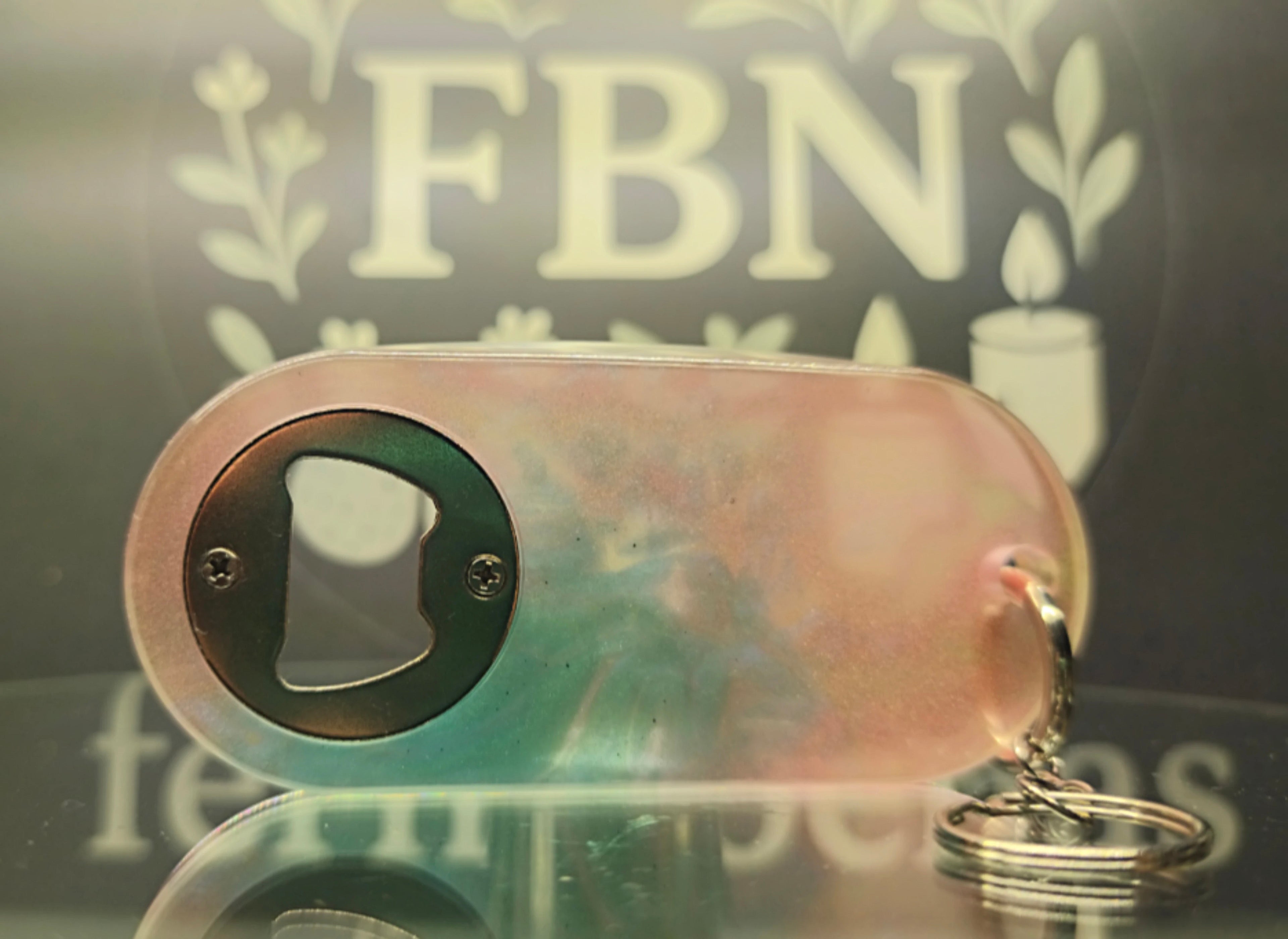 Décapsuleur en résine n°12