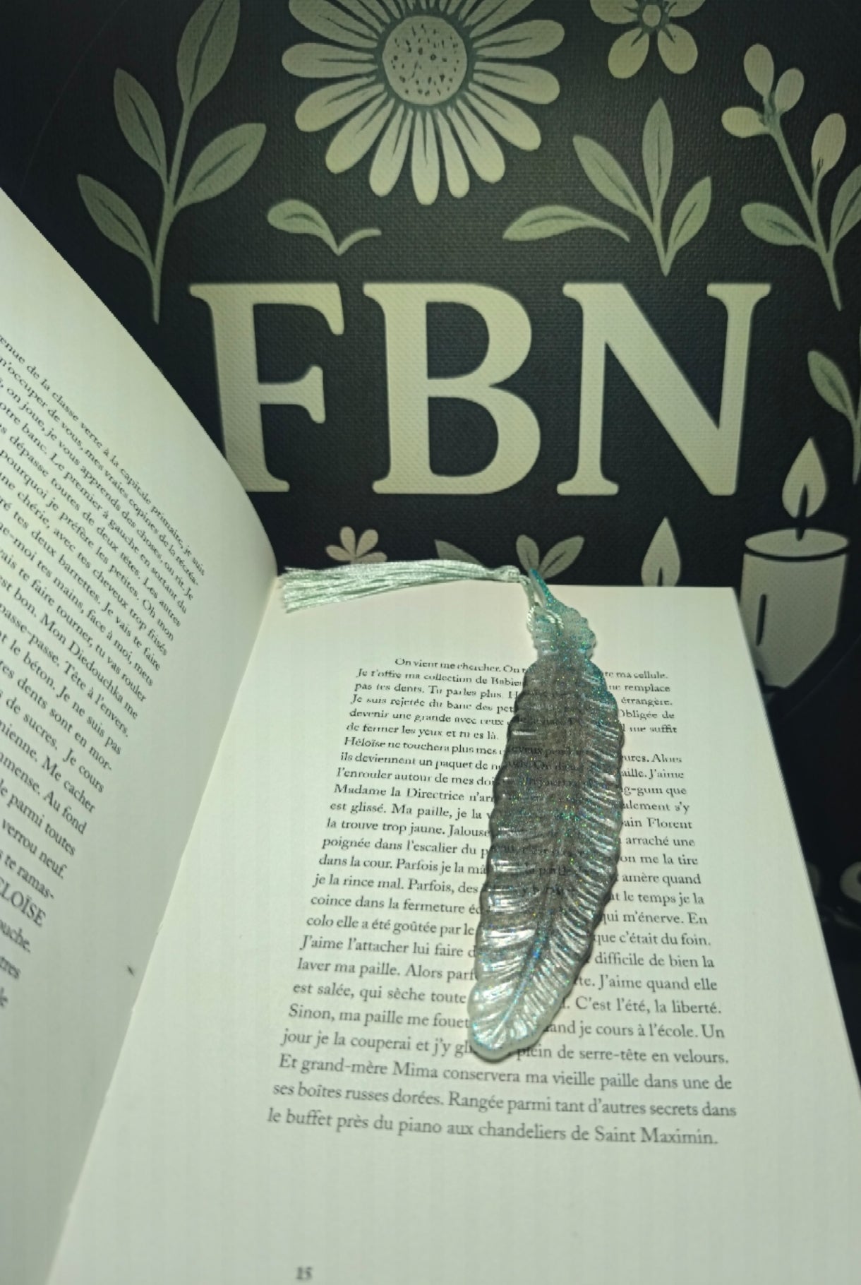 Marque pages artisanale en résine n°5