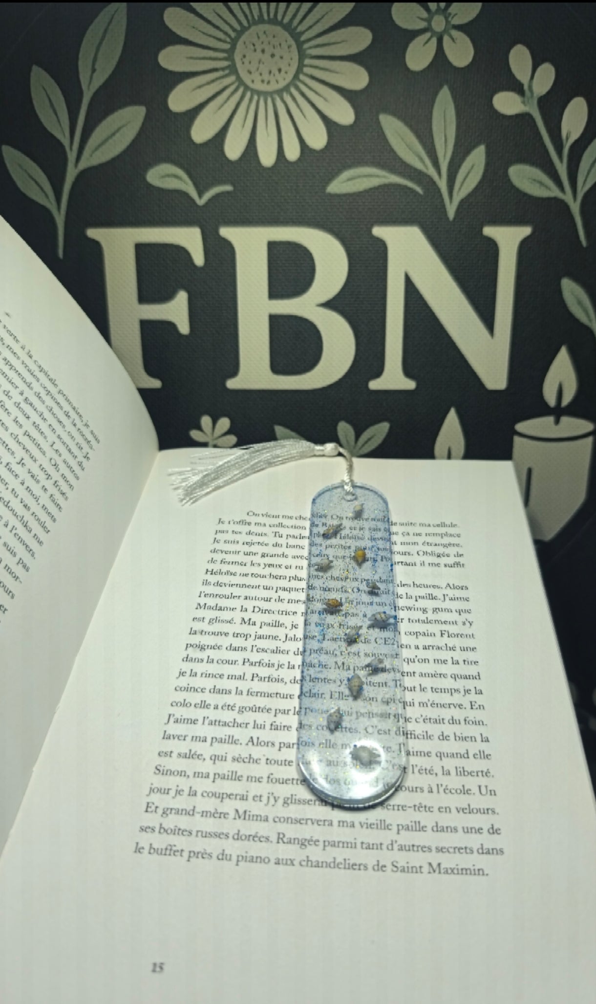 Marque pages artisanale en résine n°13