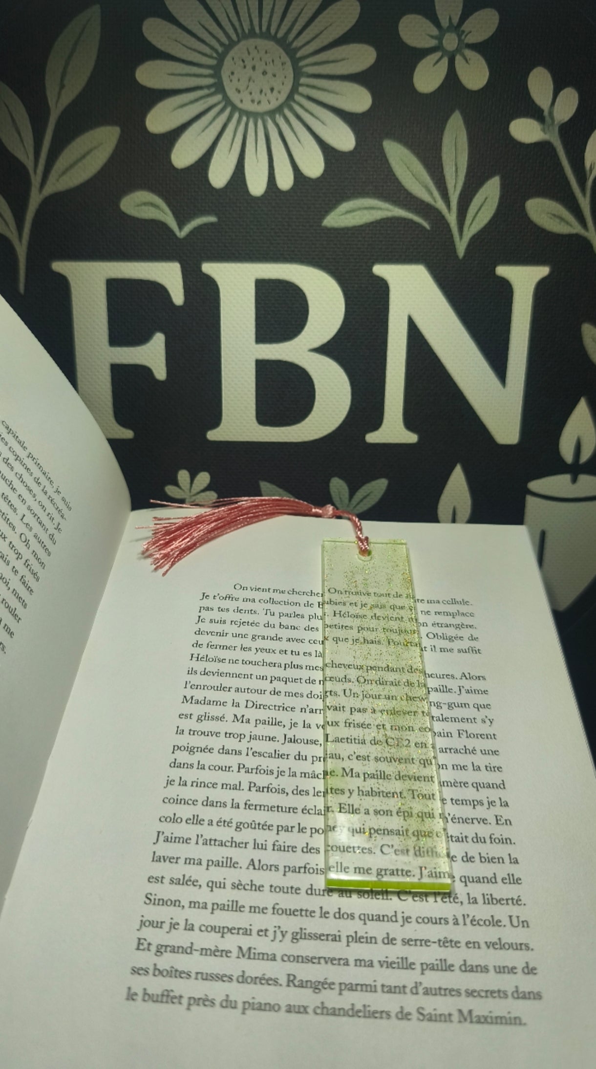 Marque pages artisanale en résine n°16