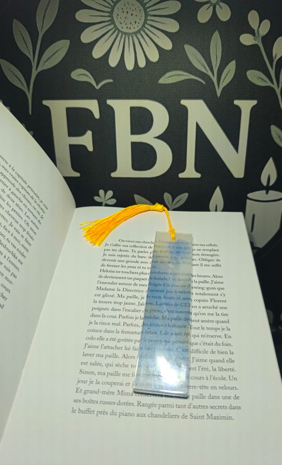 Marque pages artisanale en résine 23