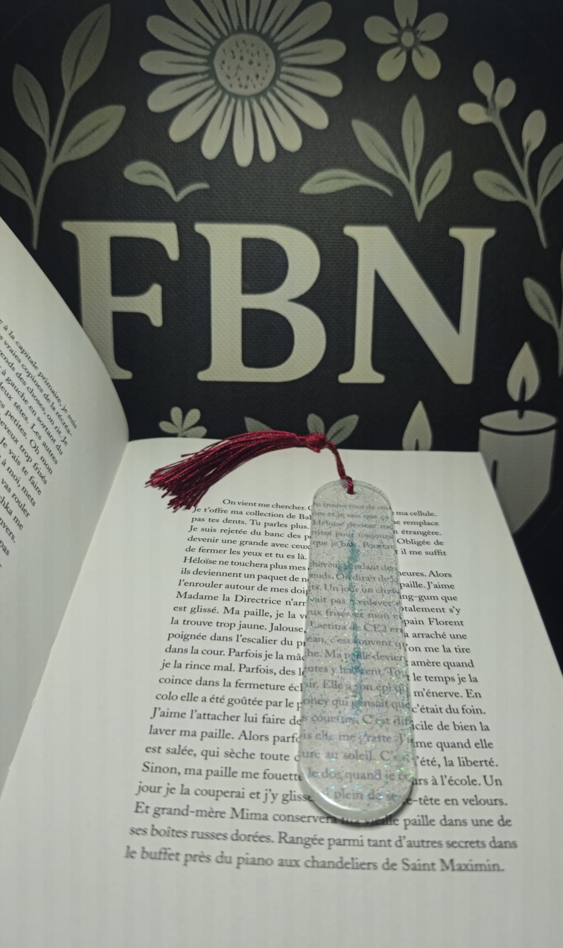 Marque pages artisanale en résine 27