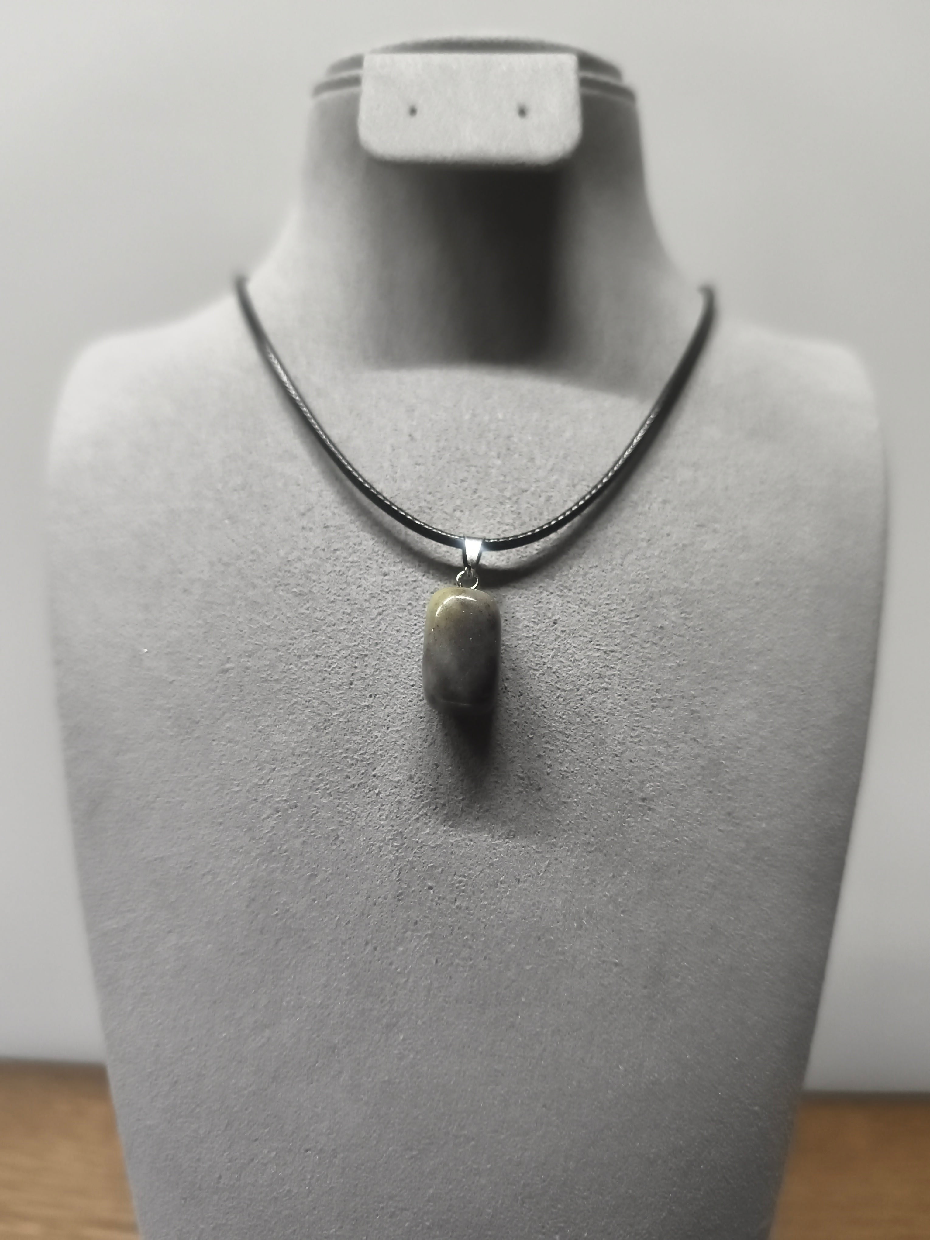 Pendentif Pierre - Chakra 45