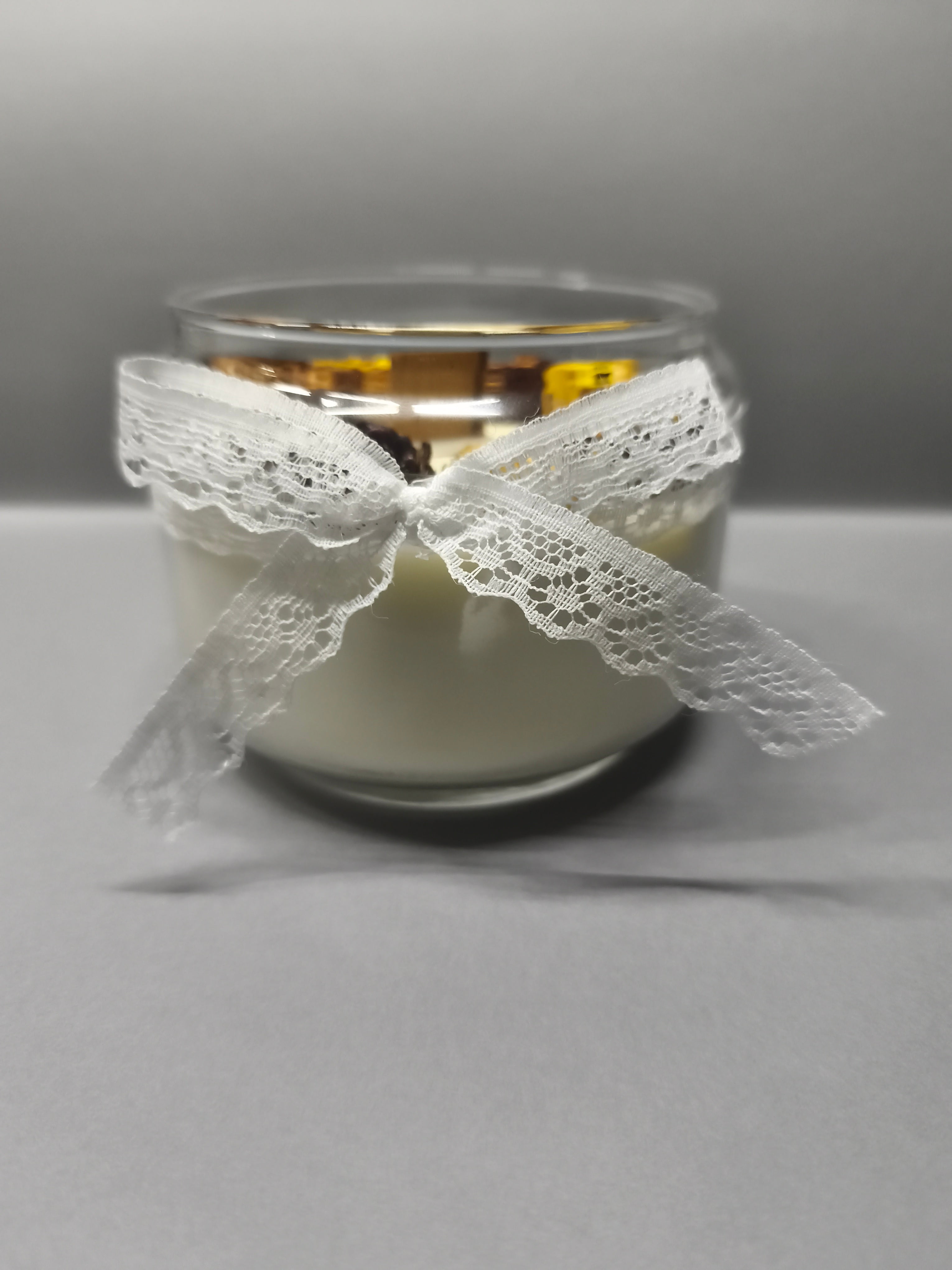 Bougie cire colza aux fleurs séchées - Cèdre